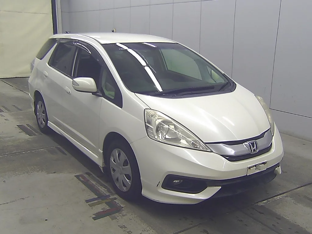 Honda Fit Shuttle GG7 2014